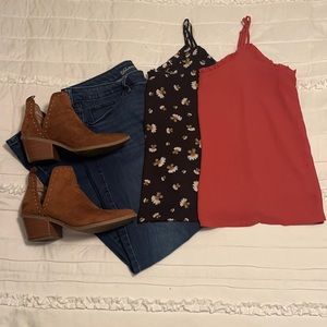 2 Loft Adjustable Strap Tanks | Size XL